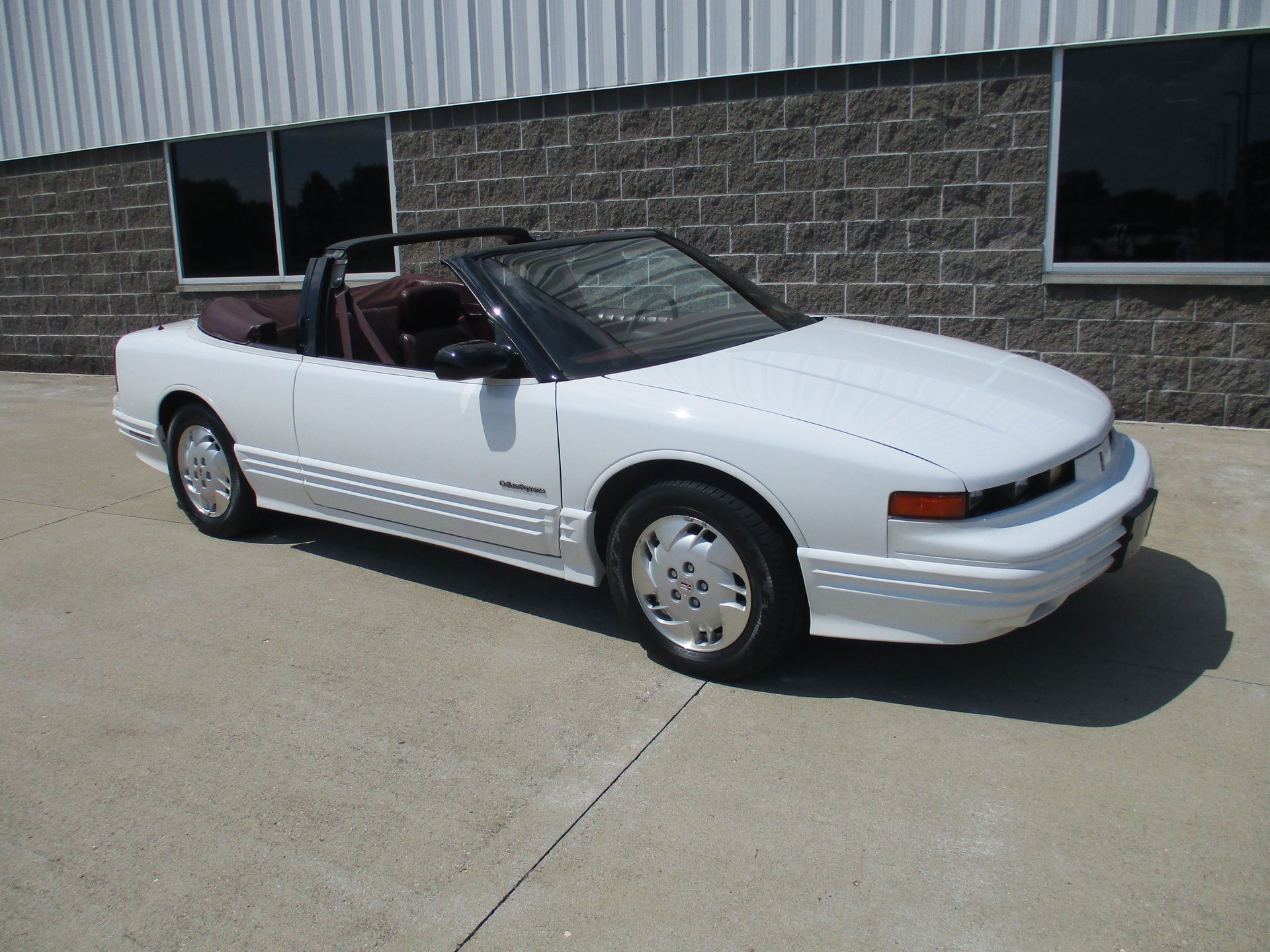 oldsmobile cutlass supreme 1993 1G3WT34T4PD337507 image oldsmobile cutlass supreme 1993 1G3WT34T4PD337507 image